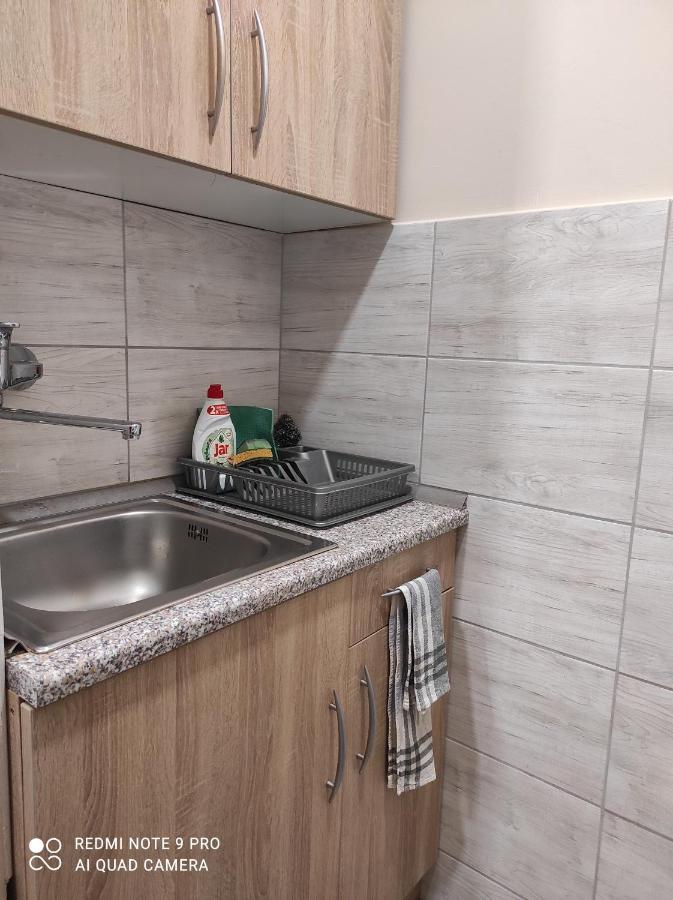 Desi Apartman Kaposvar Exterior photo